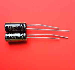 6800uF 25V Electrolytic Capacitor