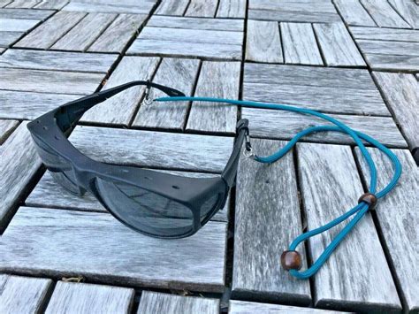 Crafting Paracord Knife Lanyards: A Practical DIY Tutorial | Robots.net