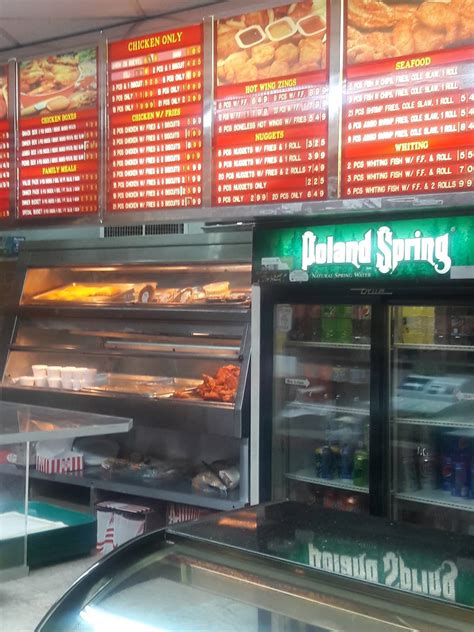 Carta de comida rápida Hollywood Fried Chicken, Jersey City, 200 Newark ...