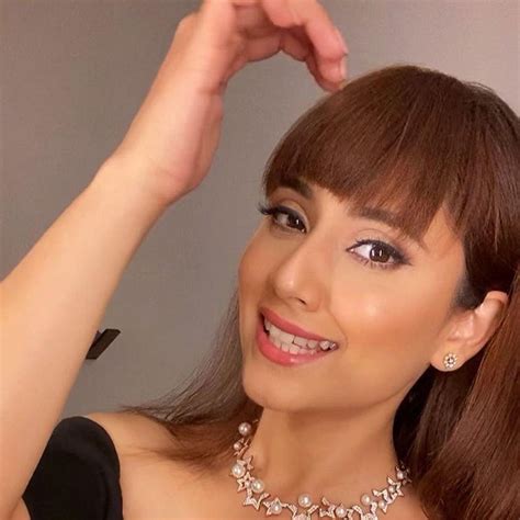 Natural Fringe Hair Extensions Online | Diva Divine Hair | Buy Now