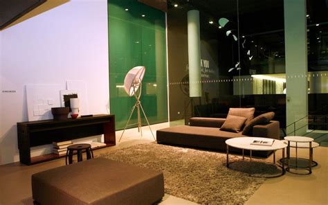 PUNTOZERO SRL: Customer Reviews, Stands and Services
