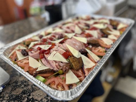 Italian Cuisine in Stoneham, MA - Charlie's On Main Pizza