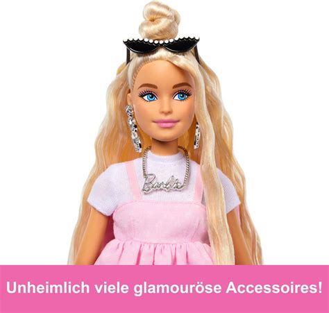 Barbie Deluxe Style Doll # 3 with Barbie Outfit - India | Ubuy