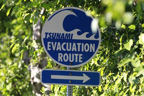 Some Oregon Coast hotels resist a tsunami-awareness initiative - The ...