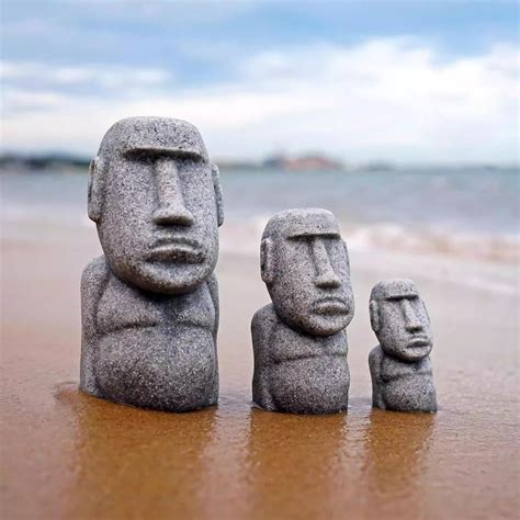 OwMell Set of 3 Moai Statue Figurine Fish Tank Decor, Mini Easter ...
