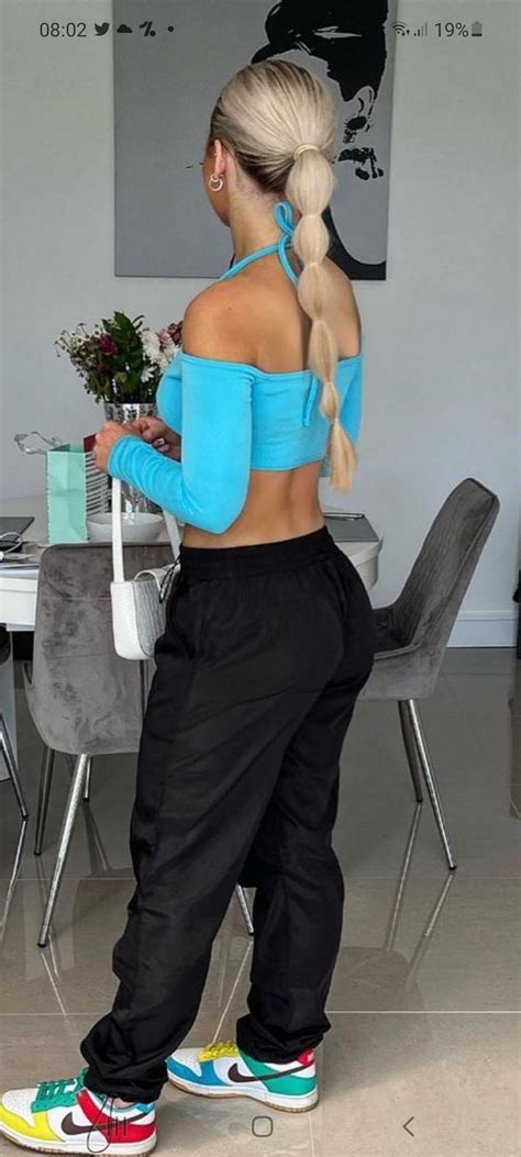 Beth Tucker is so sexy : r/BethTucker