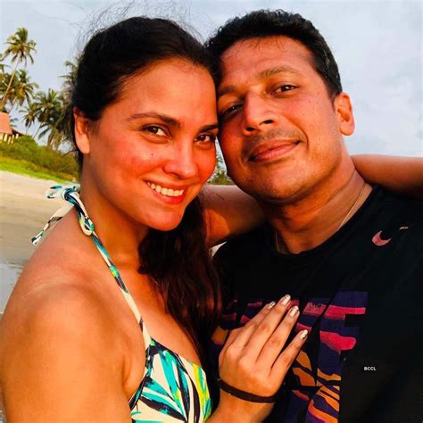 Lara Dutta and tennis star Mahesh Bhupathi give us major couple goals ...