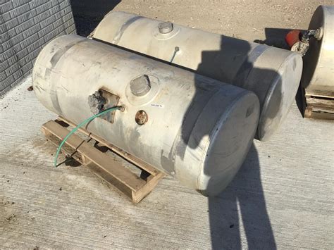 Freightliner 100 Gal Fuel Tanks | Transportation | BigIron