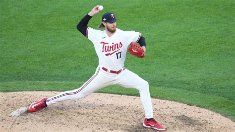 Fantasy baseball picks: Breakout pitchers to draft in 2024 - ESPN