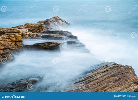 岩石和海/Rock and Sea|摄影|风光|北武 - 原创作品 - 站酷 (ZCOOL)
