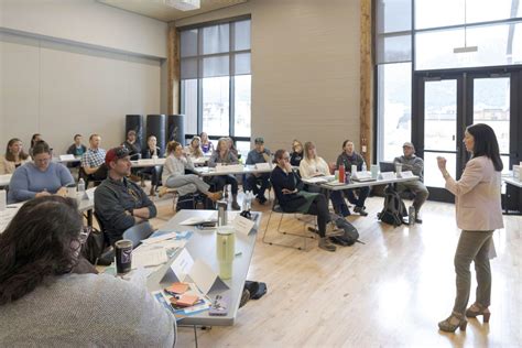 MANAGING WITH A COACH APPROACH - Strategies to Effectively Grow and ...