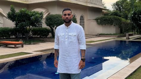 Following Diljit Dosanjh, Karan Aujla is set to take the stage on The ...
