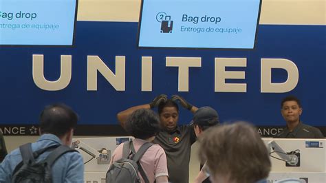 United Airlines changes check-in policy for 2025 | khou.com