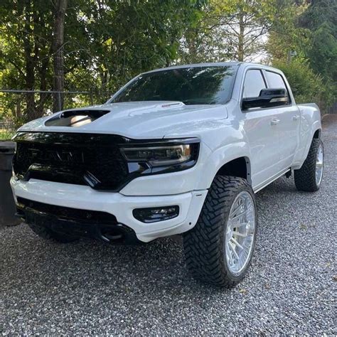 how to clean ram 1500 throttle body