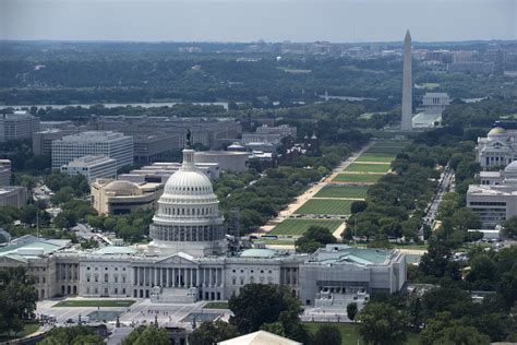 Flying over DC > Joint Base Andrews > Article Display