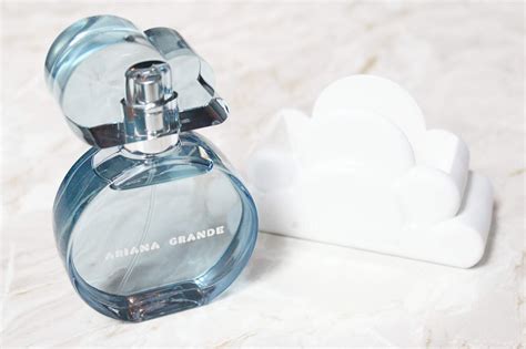 Ariana Grande Cloud Perfume — Hannah Heartss