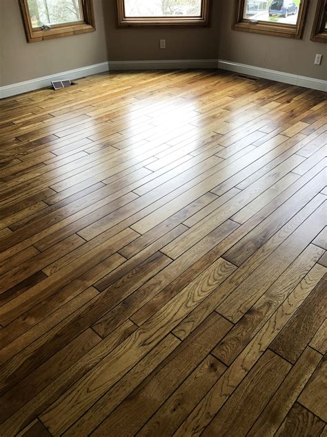 Benefits of Dustless Hardwood Floor Refinishing