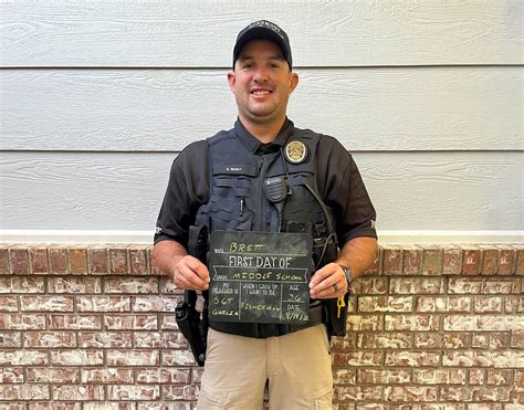 Back to School for Police School Resource Officers (Longmont Public ...