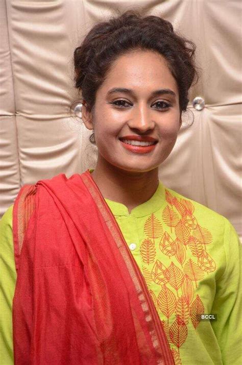 Pooja Ramachandran Pics | Pooja Ramachandran Photos | Pooja ...