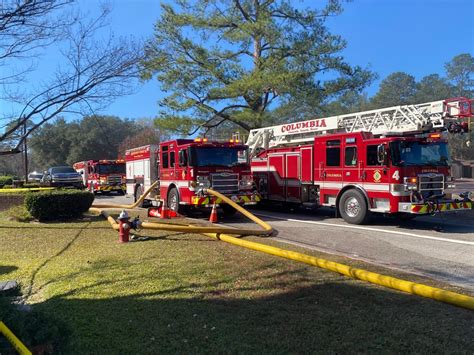 LOOK: Crews battle Thursday morning fire at Columbia-area business