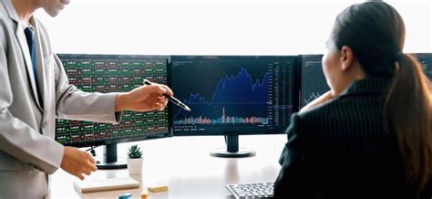 Stock Business Person Pic 的图像结果