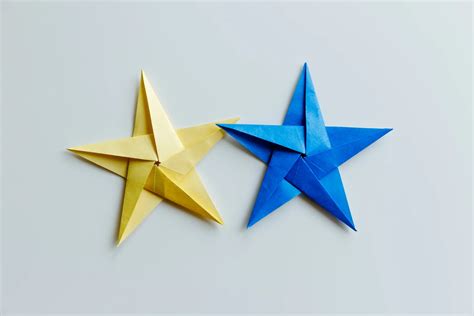3d Origami Star How To Make A 3d Paper Star For Christmas DIY