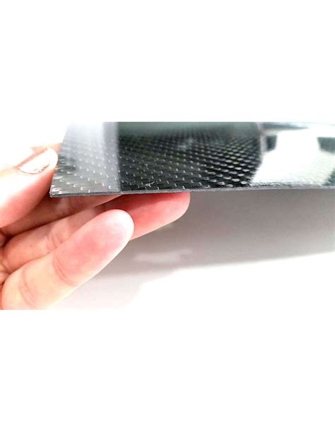 Plancha de fibra de carbono una cara con resina epoxy - 800 x 500 x 3 mm.