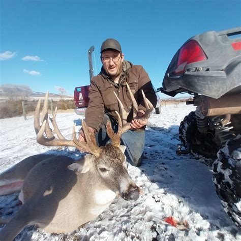 Montana Hunter Shoots 200-Inch River Bottom Whitetail