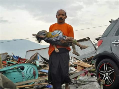 Death Toll From Indonesian Earthquake, Tsunami Surpasses 832; Expected ...