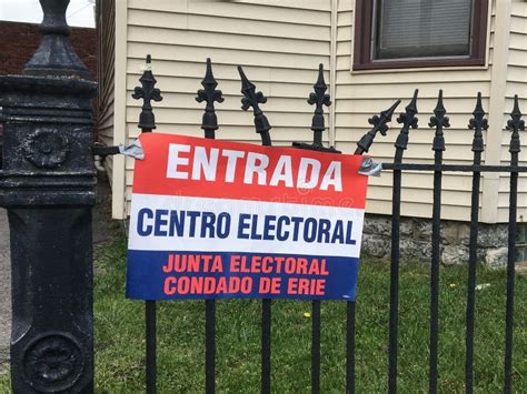 Polling Place Signage 的图像结果