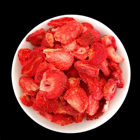 Freeze Dried Strawberries In Water at Barbara Macdonald blog