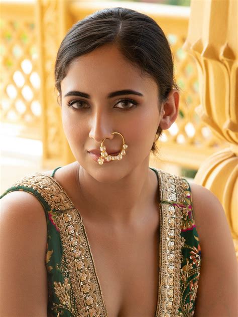 The Bridal All shapes Kundan Nath – Curio Cottage