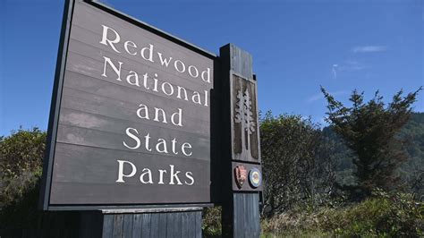 Redwood National and State Parks Wooden Entrance Sign 24306243 Stock ...