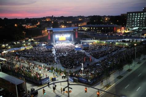 THE 10 CLOSEST Hotels to Red Hat Amphitheater