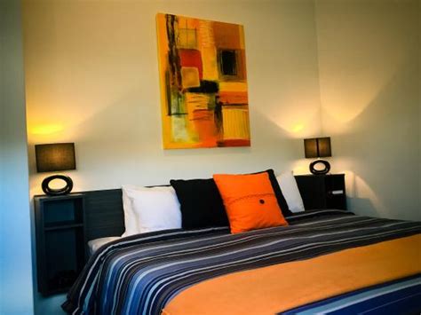 DOCTOR SYNTAX HOTEL (Hobart, Tasmania) - Hotel Reviews, Photos, Rate ...