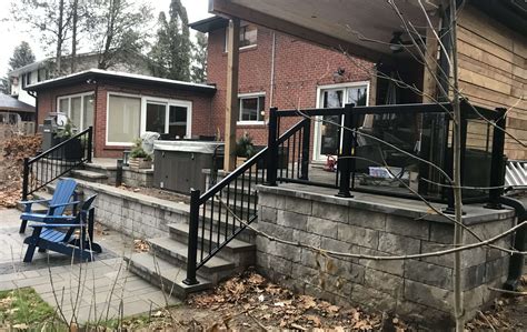 Aluminum Deck Railings, Glass Deck Railing Systems - WATERLOO RAILINGS