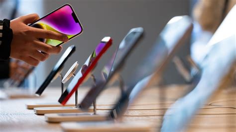 iPhone is 'most shipped' smartphone in 1st half of 2023, Samsung banks ...