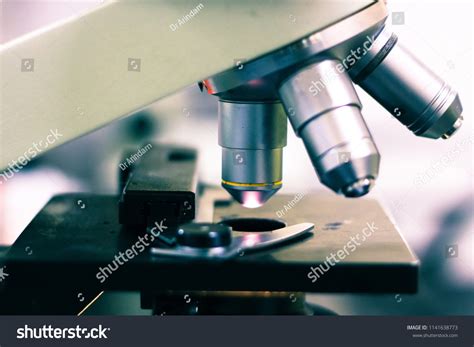 Science Microscope Side View 的图像结果
