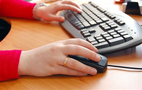 Logitech Mouse Troubleshooting Right Button 的图像结果