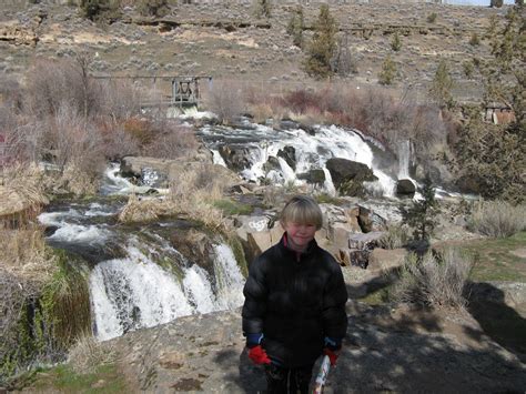 into the wild oregon: Cline Falls