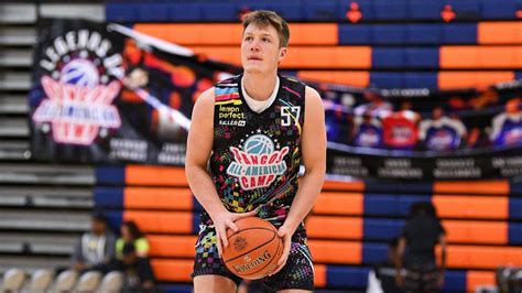 No. 22 recruit Kon Knueppel commits to Duke basketball - ESPN