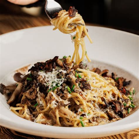 CRAVE American Kitchen & Sushi Bar - Eden Prairie, MN