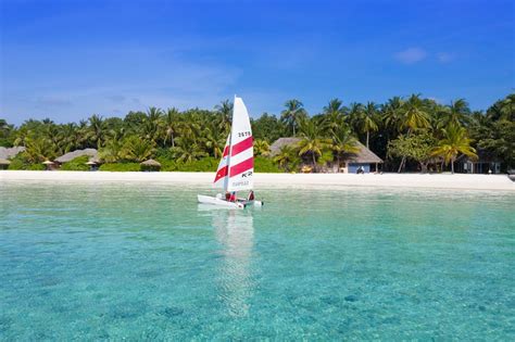 Veligandu Maldives Resort Island Pool: Pictures & Reviews - Tripadvisor