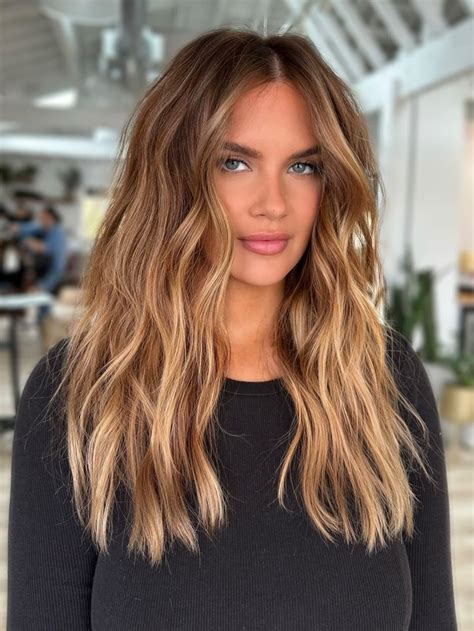 Your Ultimate Guide to Getting the Perfect Caramel Balayage