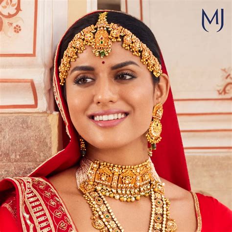 Wedding Gold & Diamond Jewellery set with Price | Buy Bridal Gold ...