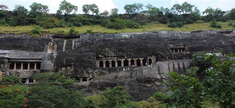 Undavalli Cave Temple - Admission