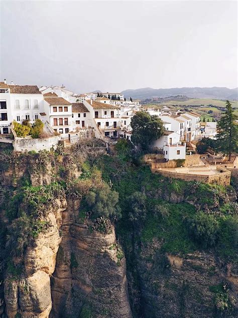 Things To Do In Ronda, Andalucía's Largest White City | While I'm Young