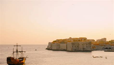 Crucero con espectáculo al atardecer por Dubrovnik, Dubrovnik - Central ...