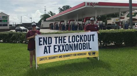 ExxonMobil worker speaks about Beaumont, Texas refinery lockout - World ...