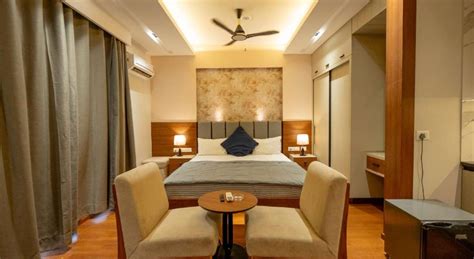 Book Villa Vistosa- DLF MyPad in Lucknow on Brevistay